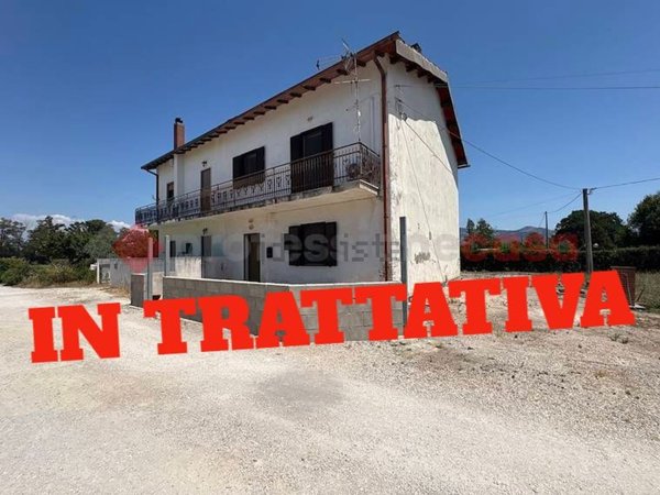 casa indipendente in vendita a Terracina in zona Hermada