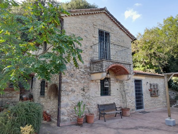 casa indipendente in vendita a Terracina