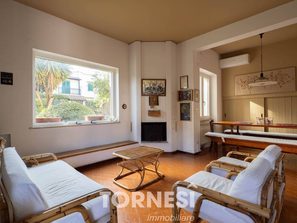 casa indipendente in vendita a Terracina