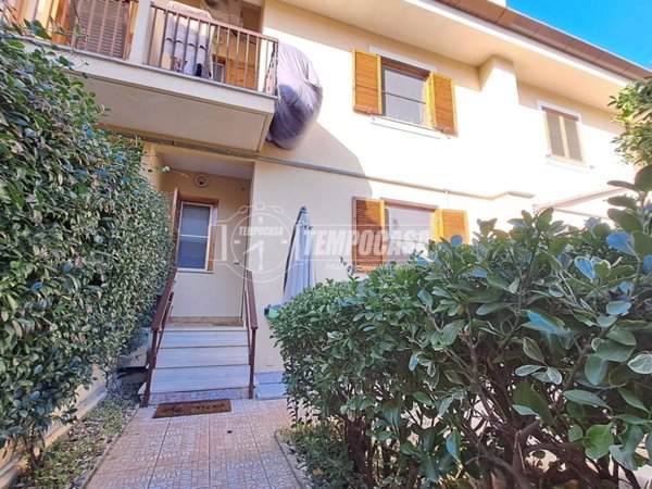 casa indipendente in vendita a Terracina