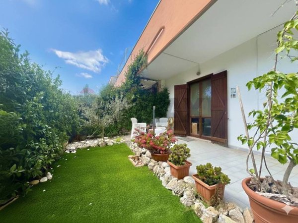 appartamento in vendita a Terracina in zona Hermada