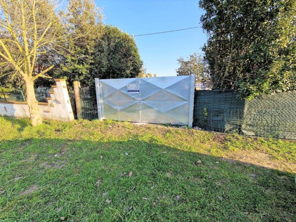 terreno agricolo in vendita a Terracina in zona Hermada