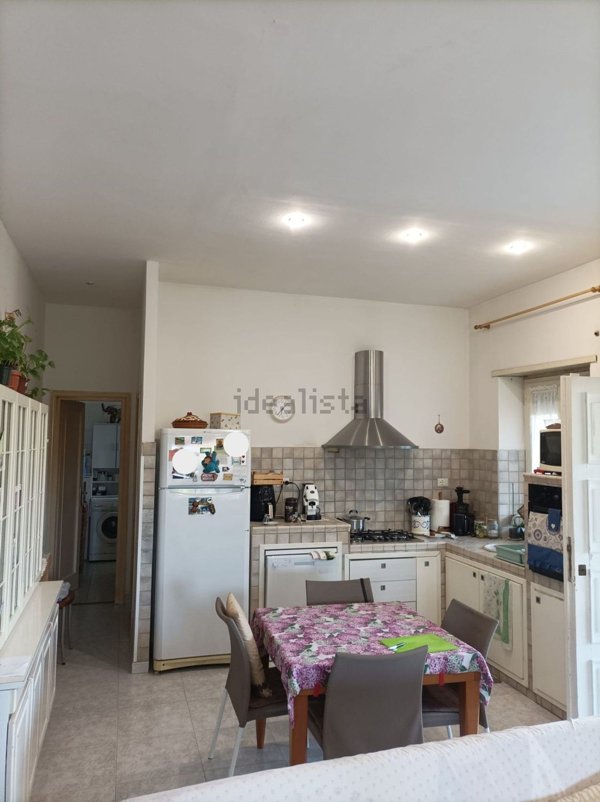 casa indipendente in vendita a Terracina