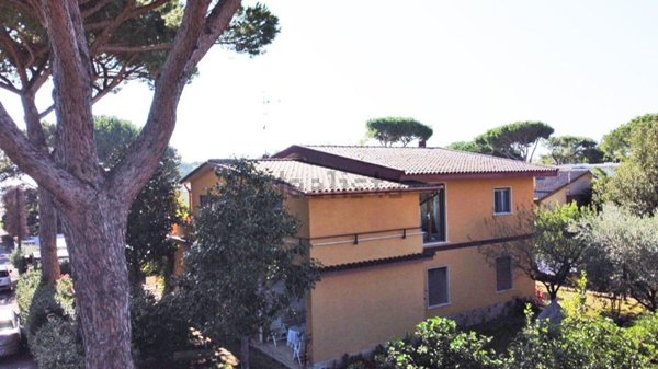 casa indipendente in vendita a Terracina