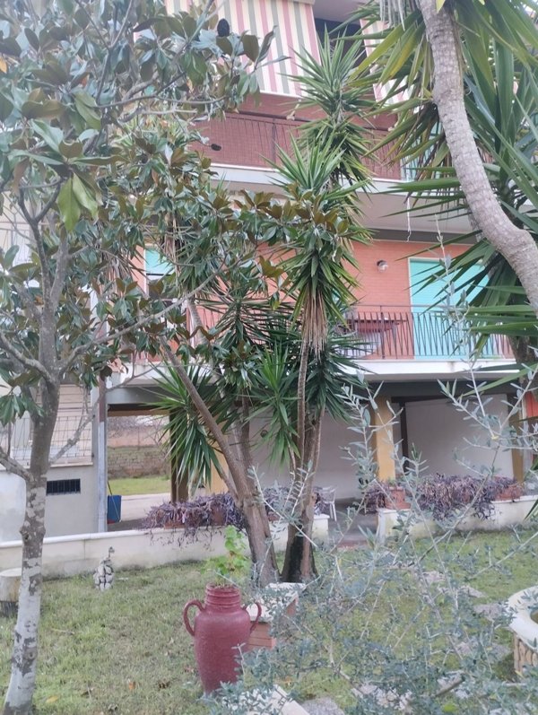 casa indipendente in vendita a Terracina