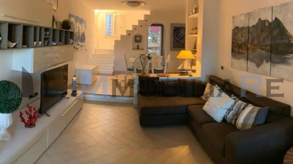 quadrivano in vendita a Terracina