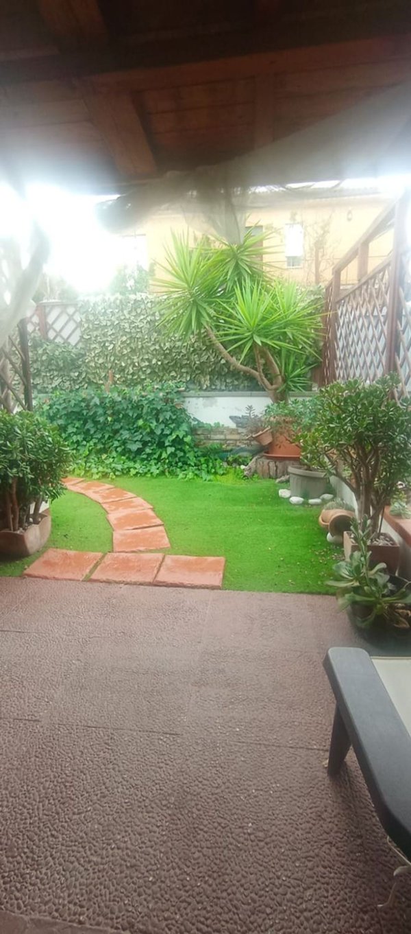 casa indipendente in vendita a Terracina