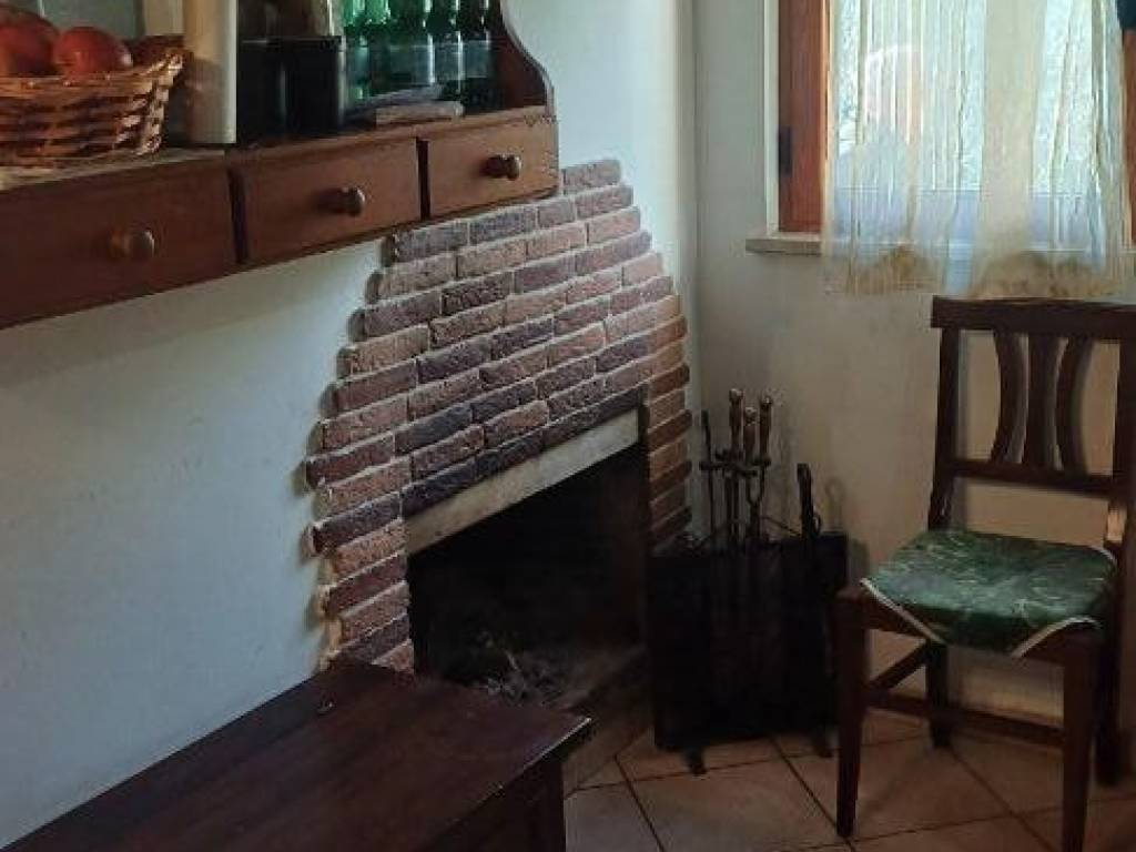casa indipendente in vendita a Terracina