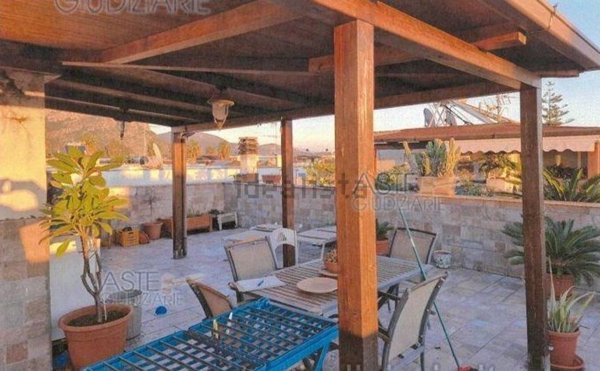 appartamento in vendita a Terracina in zona Hermada