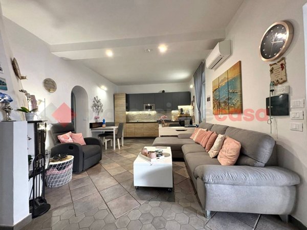 casa indipendente in vendita a Terracina