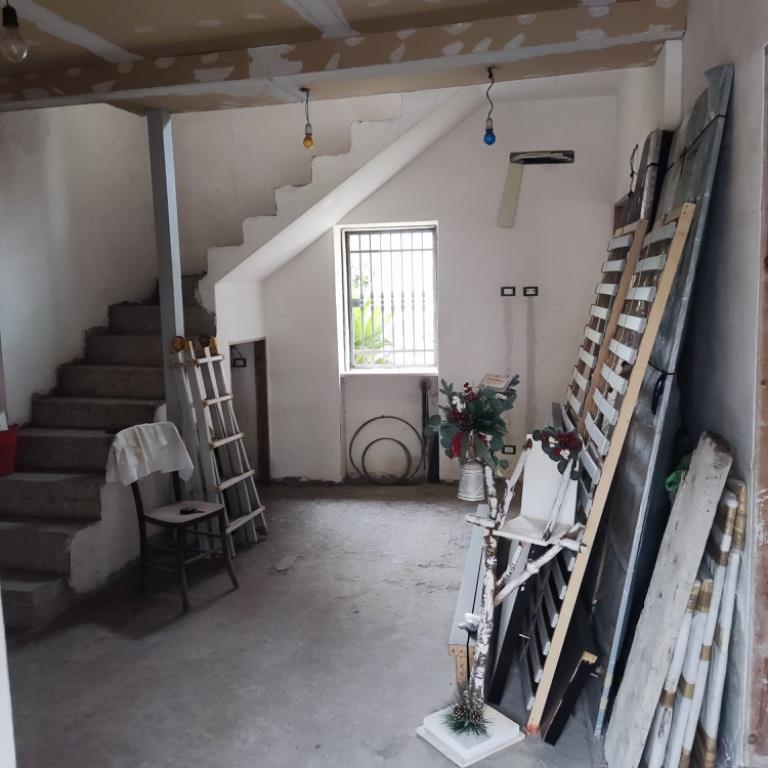 casa indipendente in vendita a Terracina