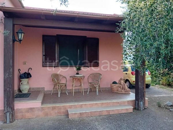 casa indipendente in vendita a Terracina