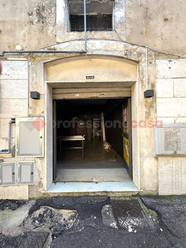 negozio in vendita a Terracina