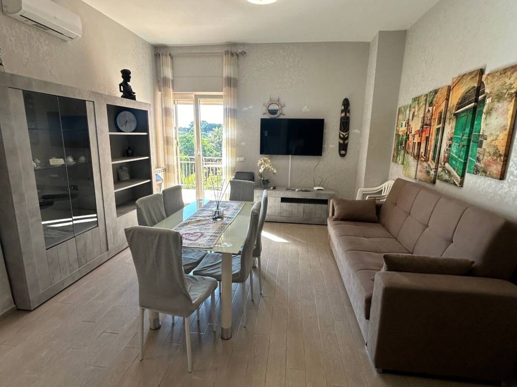 appartamento in vendita a Terracina in zona Hermada