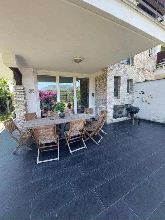 casa indipendente in vendita a Terracina