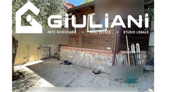 casa indipendente in vendita a Terracina