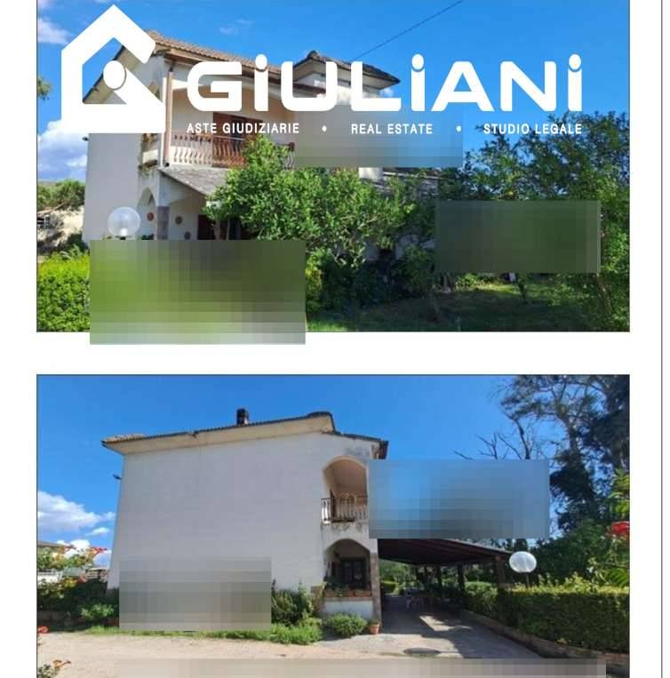 casa indipendente in vendita a Terracina