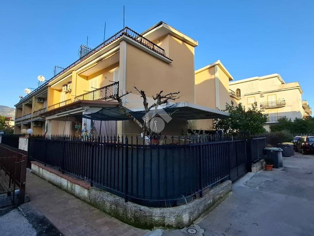 quadrivano in vendita a Terracina