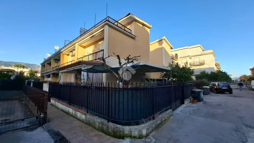 casa indipendente in vendita a Terracina