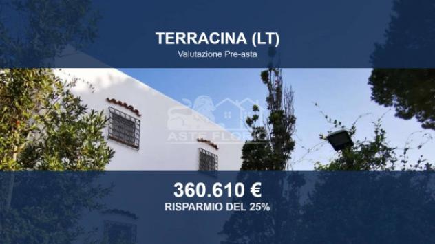 casa indipendente in vendita a Terracina