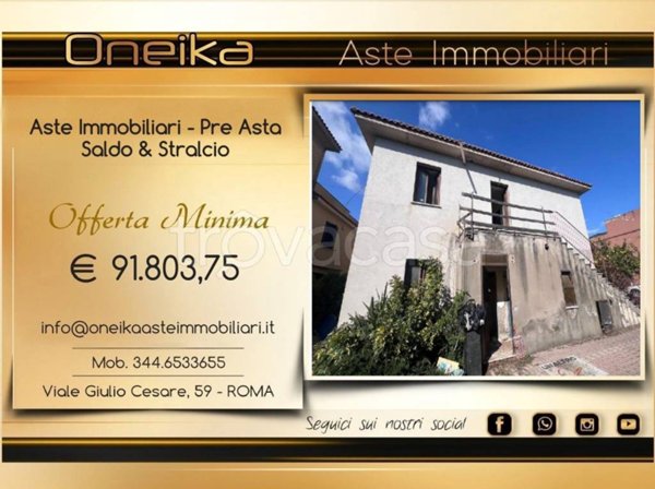 casa indipendente in vendita a Terracina