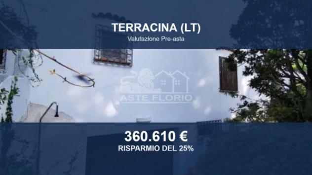 casa indipendente in vendita a Terracina