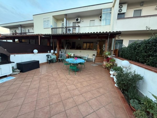 casa indipendente in vendita a Terracina