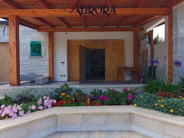 casa indipendente in vendita a Terracina