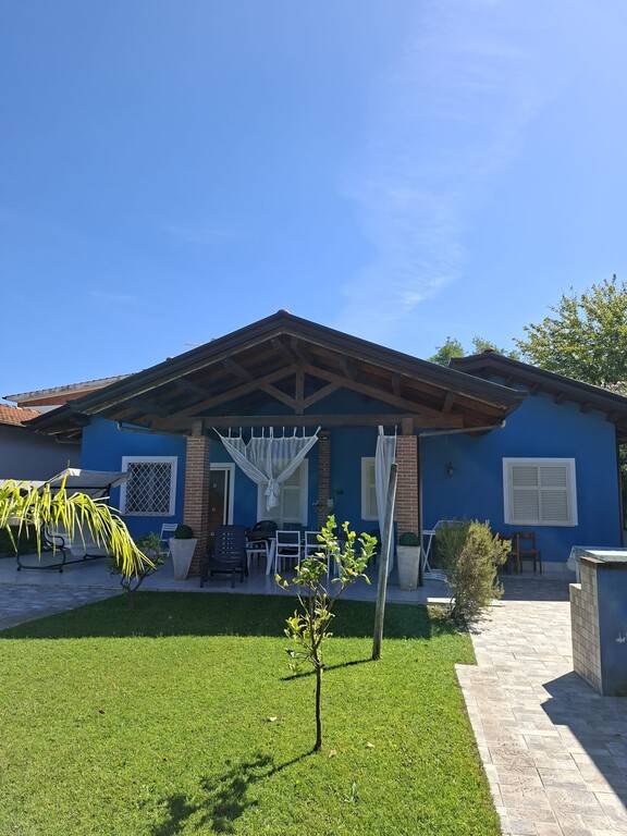 casa indipendente in vendita a Terracina