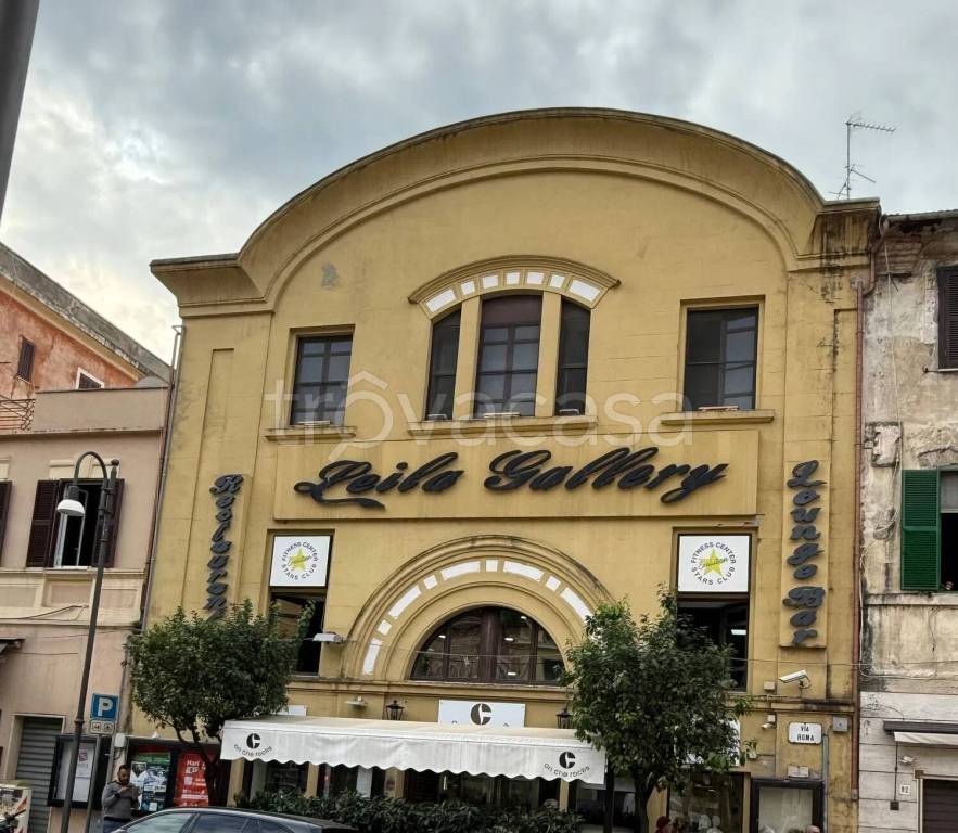 locale commerciale in vendita a Terracina