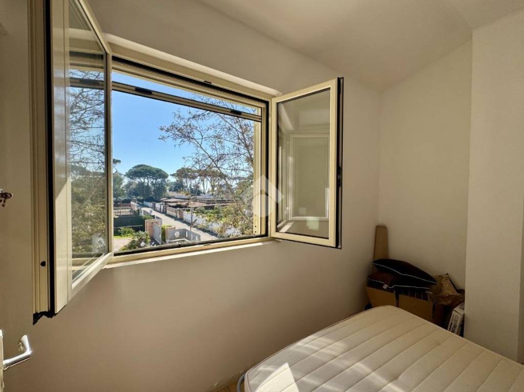 casa indipendente in vendita a Terracina