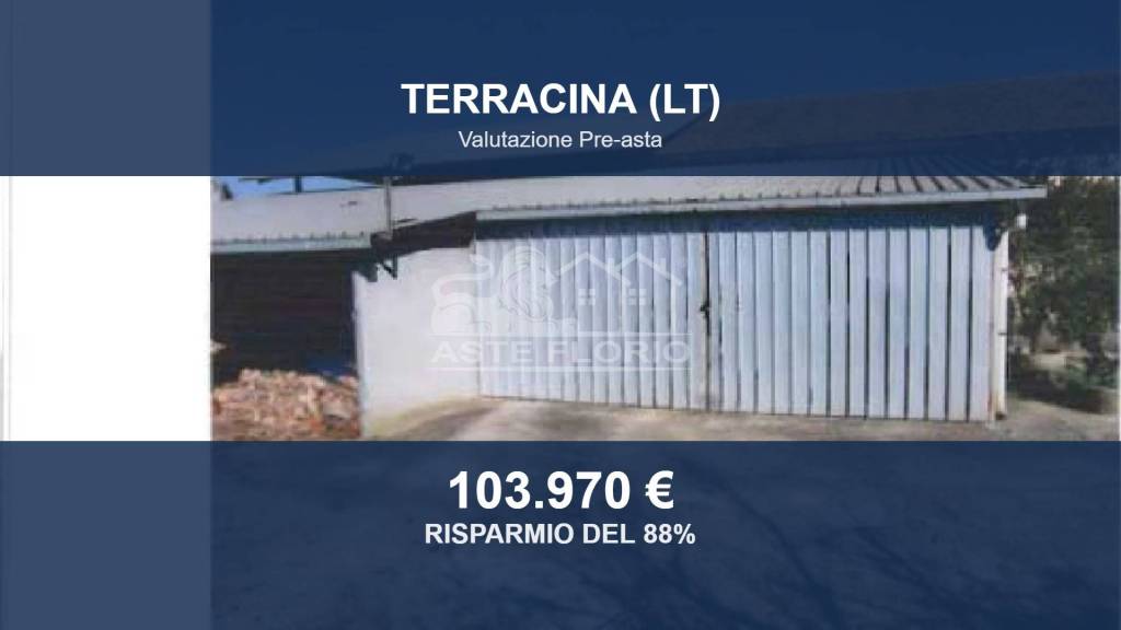 casa indipendente in vendita a Terracina in zona Hermada