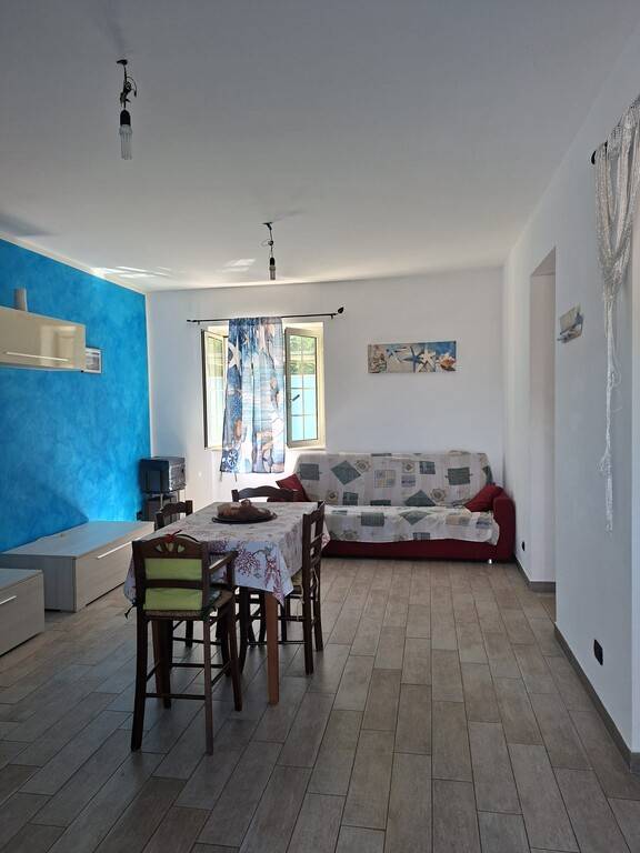 casa indipendente in vendita a Terracina