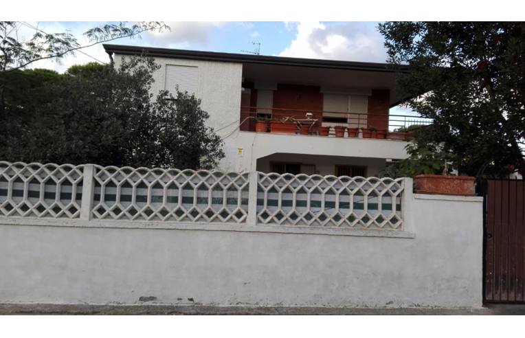 casa indipendente in vendita a Terracina in zona Hermada