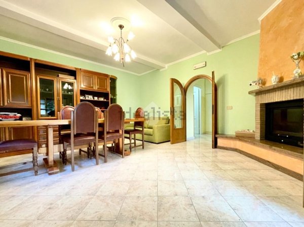 casa indipendente in vendita a Terracina