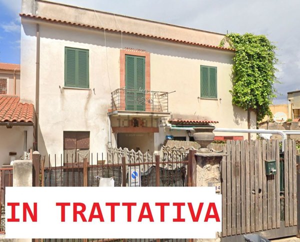 casa indipendente in vendita a Terracina