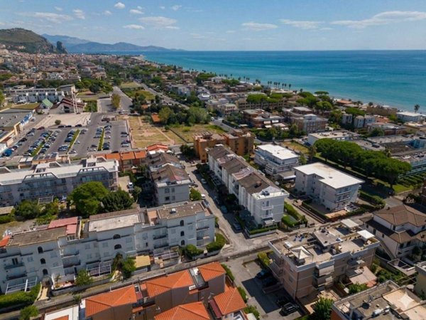 appartamento in vendita a Terracina