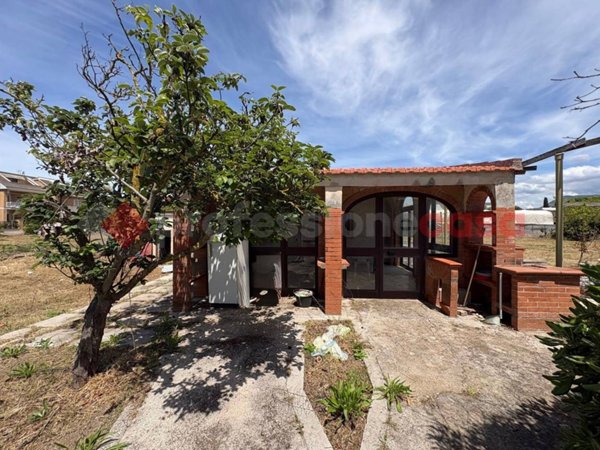 casa indipendente in vendita a Terracina