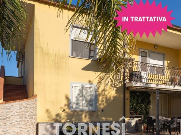 casa indipendente in vendita a Terracina in zona Hermada