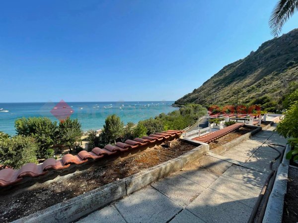 casa indipendente in vendita a Terracina