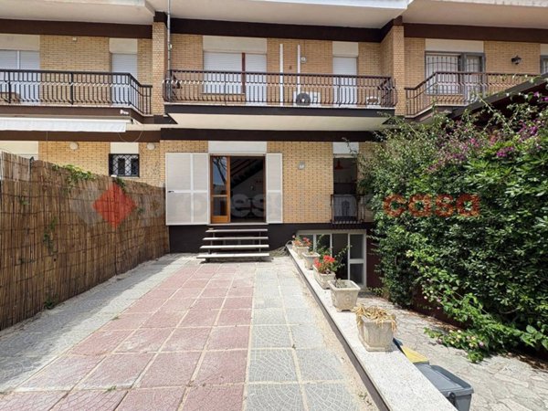 casa indipendente in vendita a Terracina