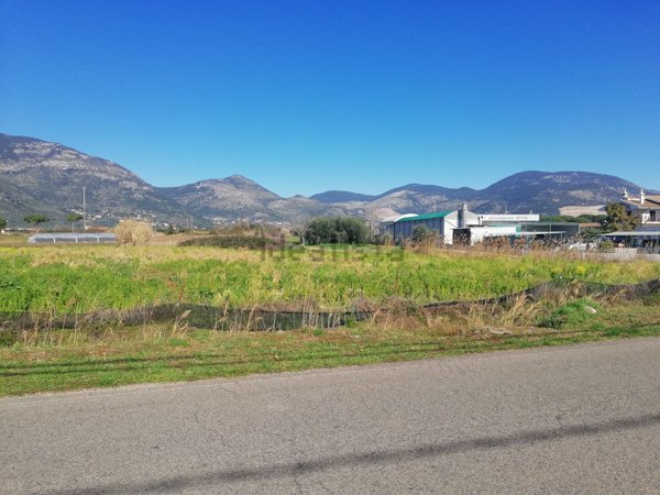 terreno agricolo in vendita a Terracina