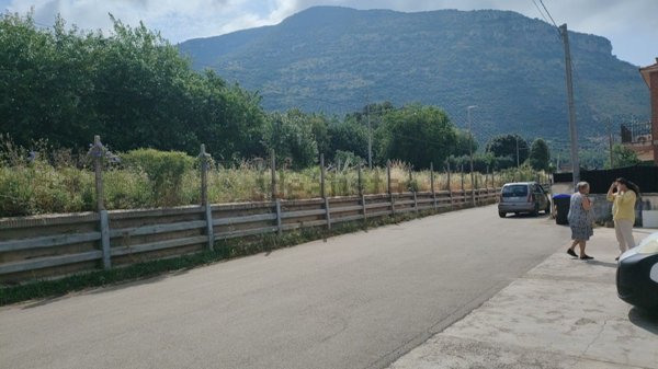 capannone in vendita a Terracina