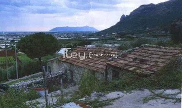 appartamento in vendita a Terracina in zona Campolungo