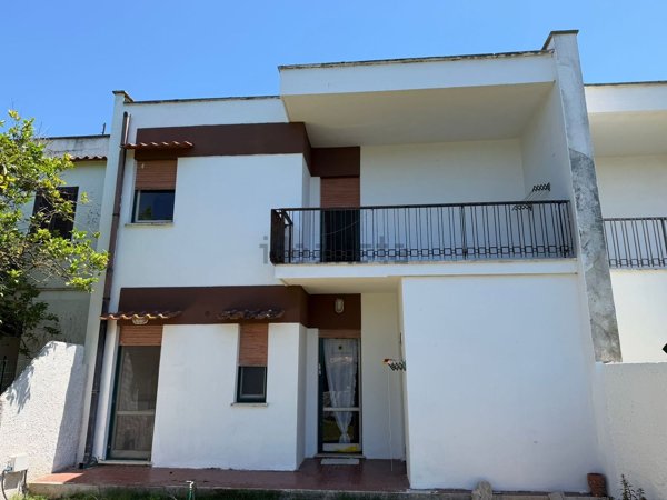 casa indipendente in vendita a Terracina