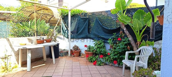 casa indipendente in vendita a Terracina