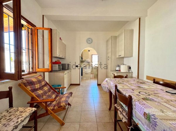 casa indipendente in vendita a Terracina