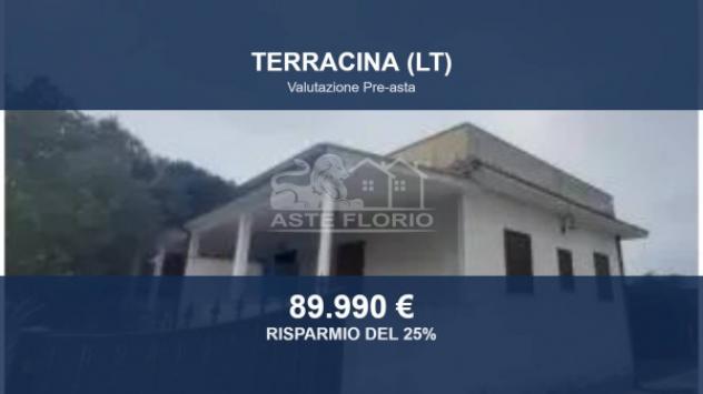 casa indipendente in vendita a Terracina