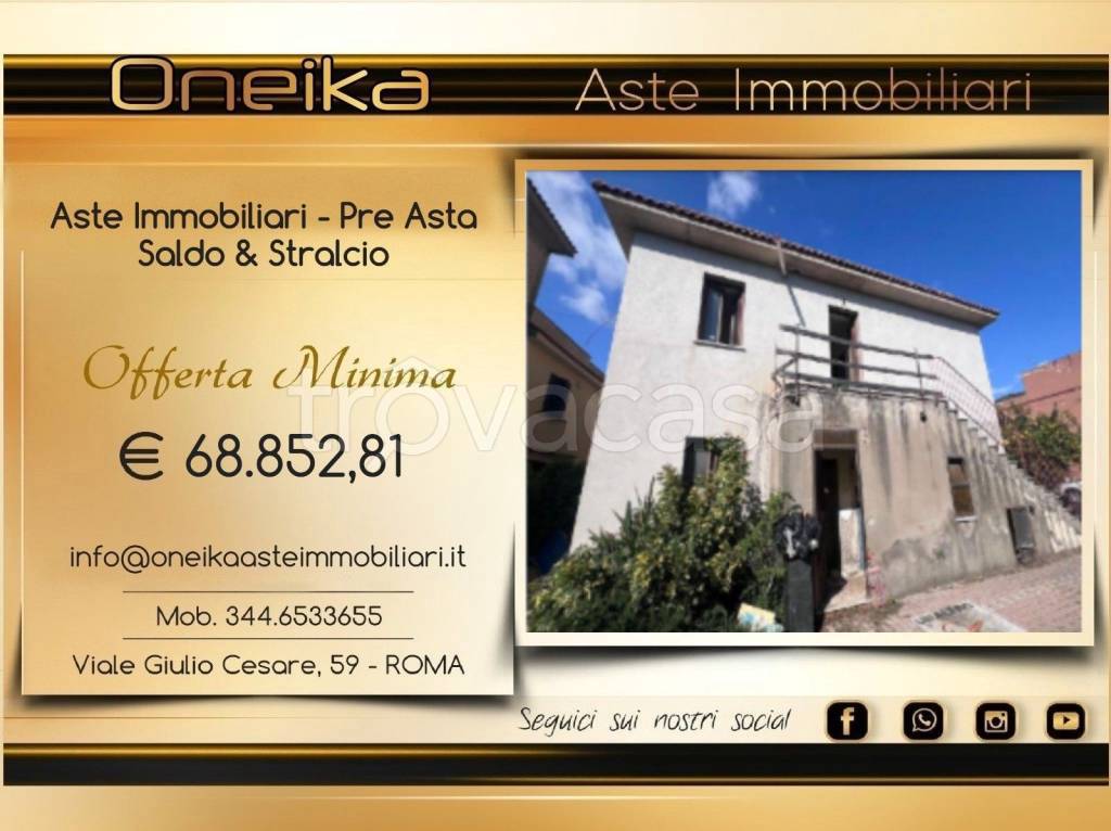 casa indipendente in vendita a Terracina