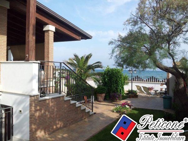 casa indipendente in vendita a Terracina